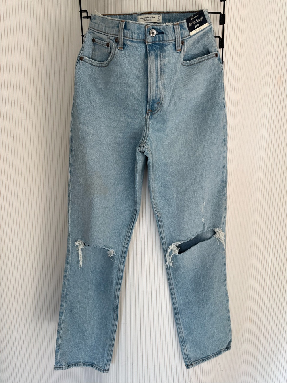 NWT Abercrombie Straight Leg Jeans Size  27 Ultra High Rise Curve Love